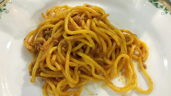 Spaghetti-alla-Bolognese-Al-torchio-da-Gaggioli-.jpeg